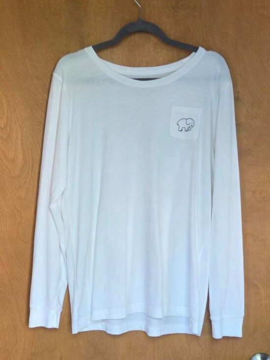 ivory ella Tops - Ivory Ella Women’s Cream Long Sleeve Crewneck Logo T-shirt